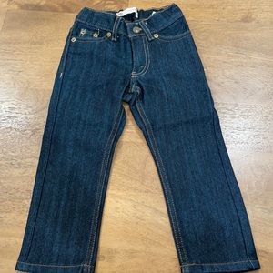 Like new boys Levi’s 511. Size 2T